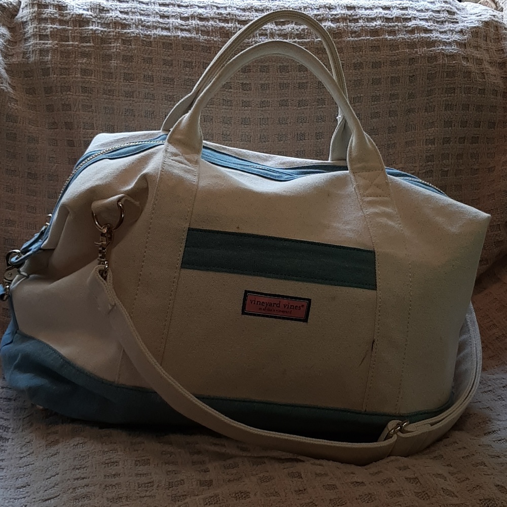 Cotton canvas vineyard vines Martha's vineyard edition weekender travel bag
